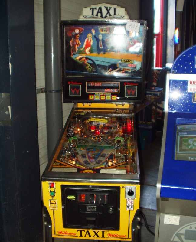Williams Taxi Pinball machine