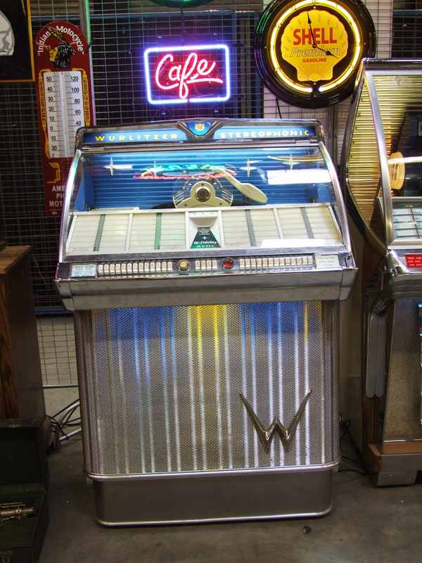 Wurlitzer jukebox