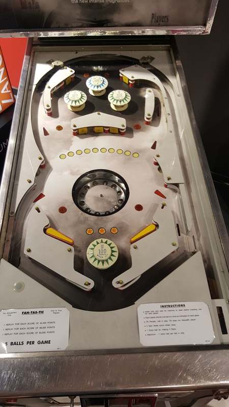 Paco Rabane pinball machine