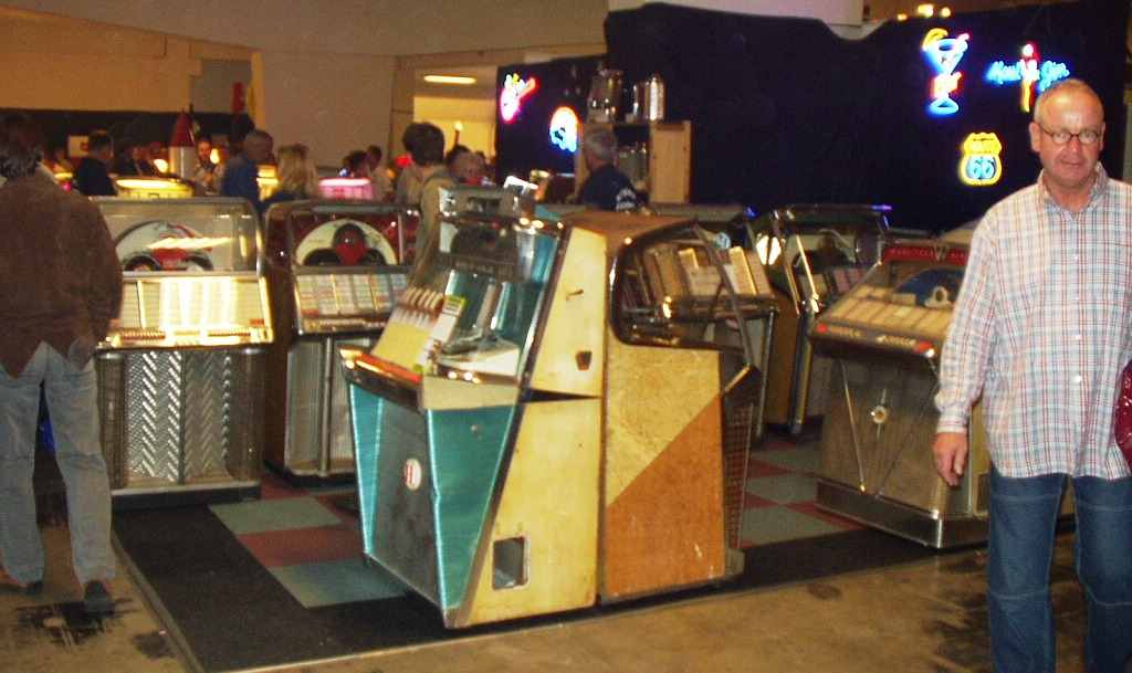 jukeboxes