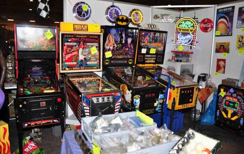 neons, revenge from mars, taxi, batman and captain fantastic pinball machines