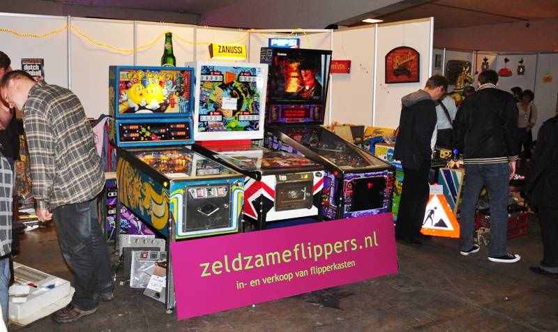 pacman, freddy nightmare pinball, zeldzameflippers.nl/