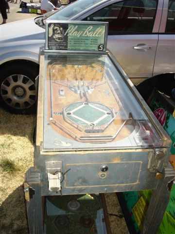 vintage pinball machine