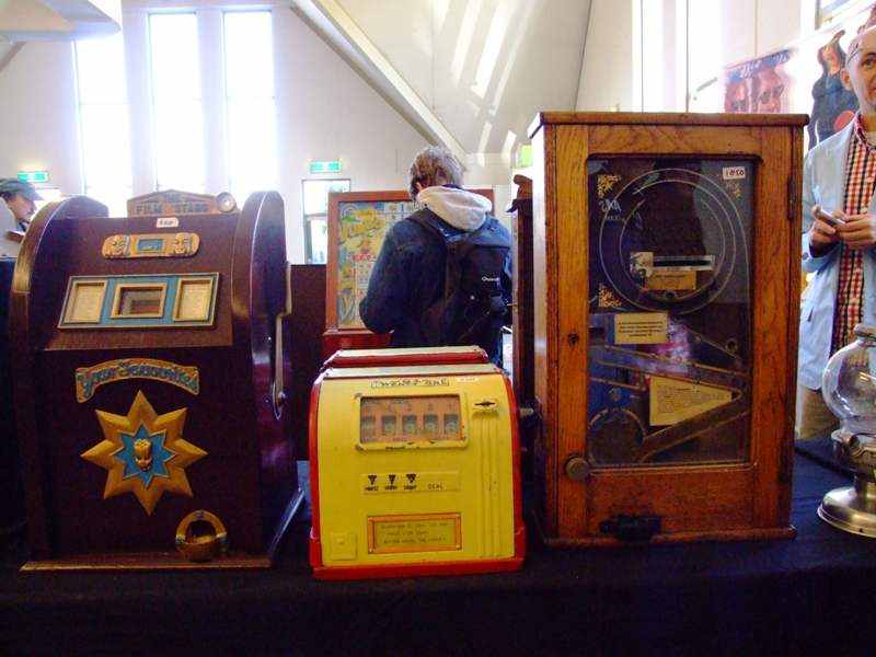 film star skillgames and slot machines
