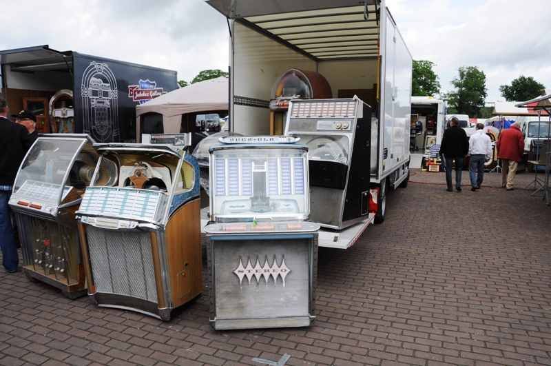 more jukeboxes Rock-Ola Stereo