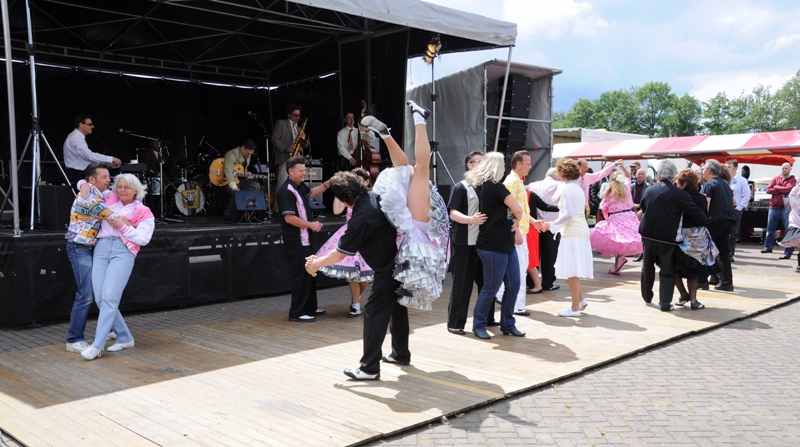 rock and roll dancing