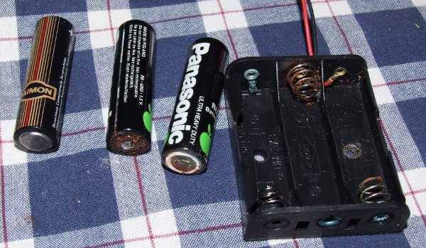 leaked AA batteries