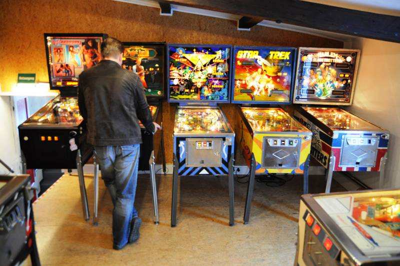 Bally pinball machines