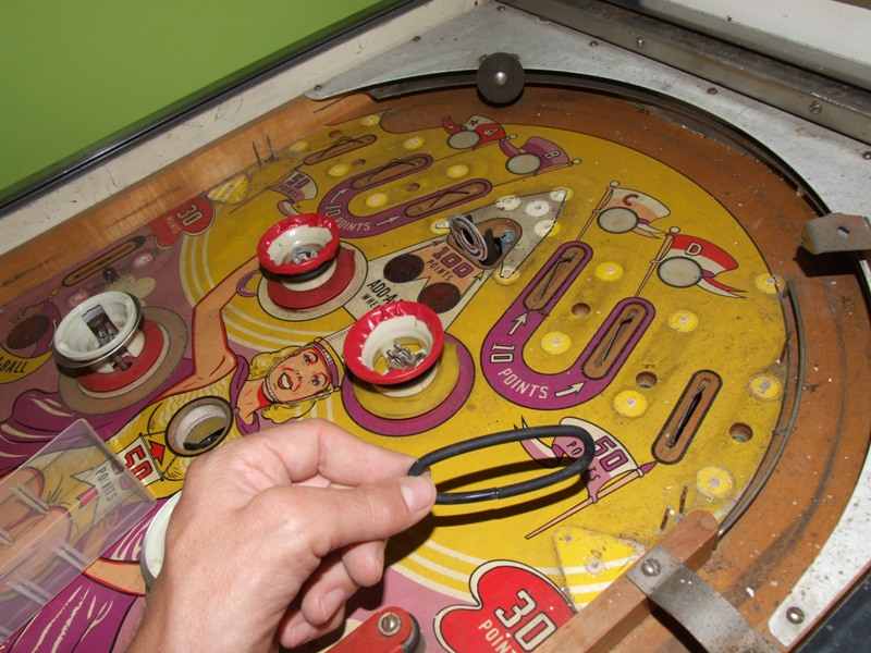 black rubber ring on pinball machine
