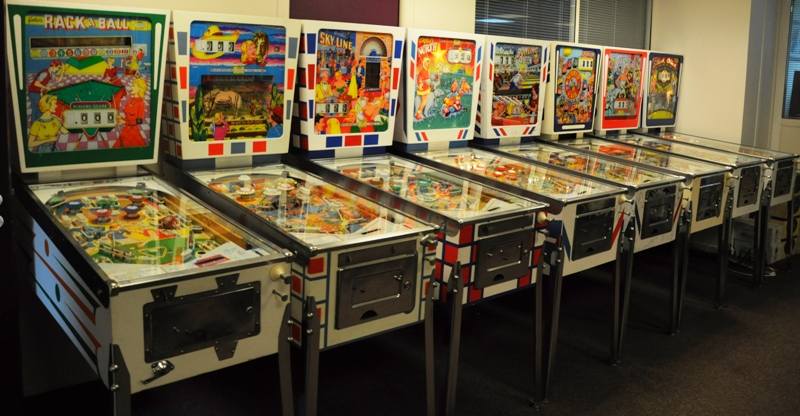 pinball wedgehead Rack a Ball, Sky Line