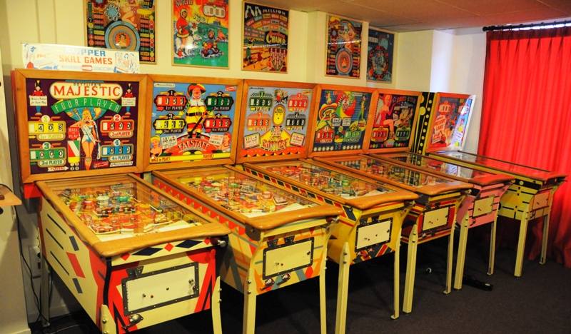 Gottlieb Majestic woodrail pinball, falstaf