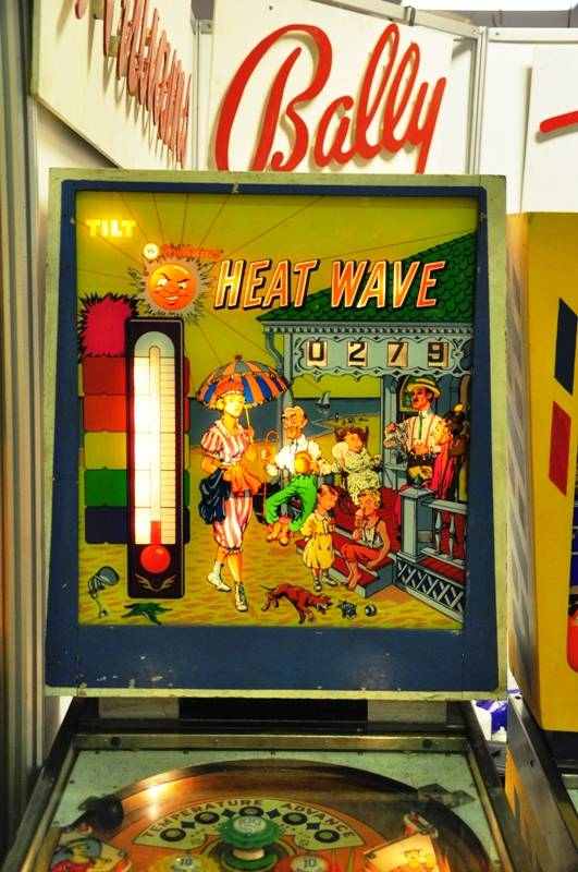 Williams Heat Wave pinball machine backglass