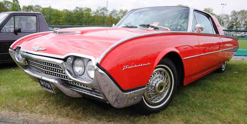 Thunderbird oldtimer car